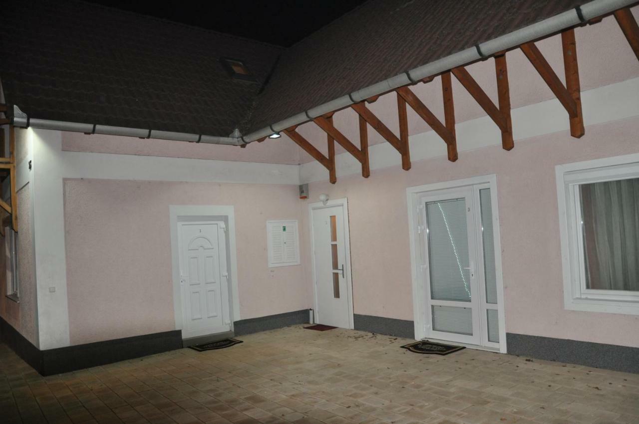 Sport Hotel Veszprém Kültér fotó